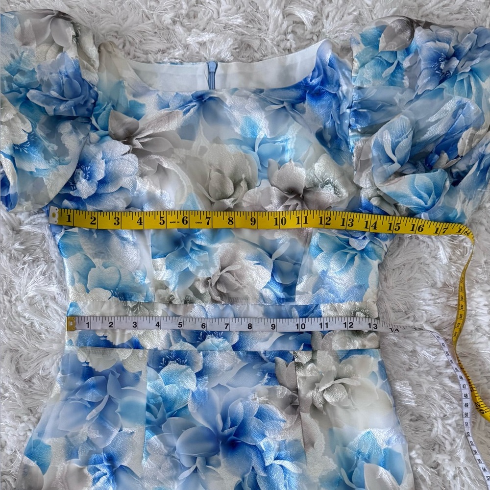 New 🪻Chic Floral Midi Dress in Blue and Cream - Picture 12 of 17